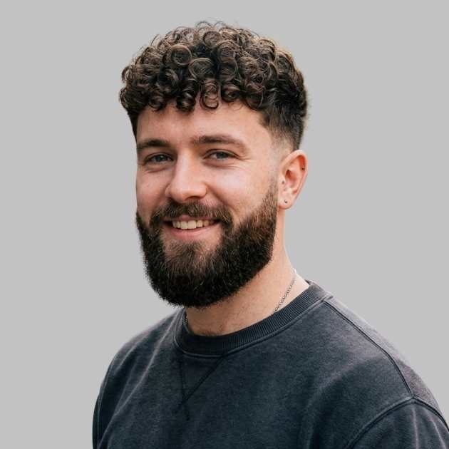 Curly Low Taper with Beard